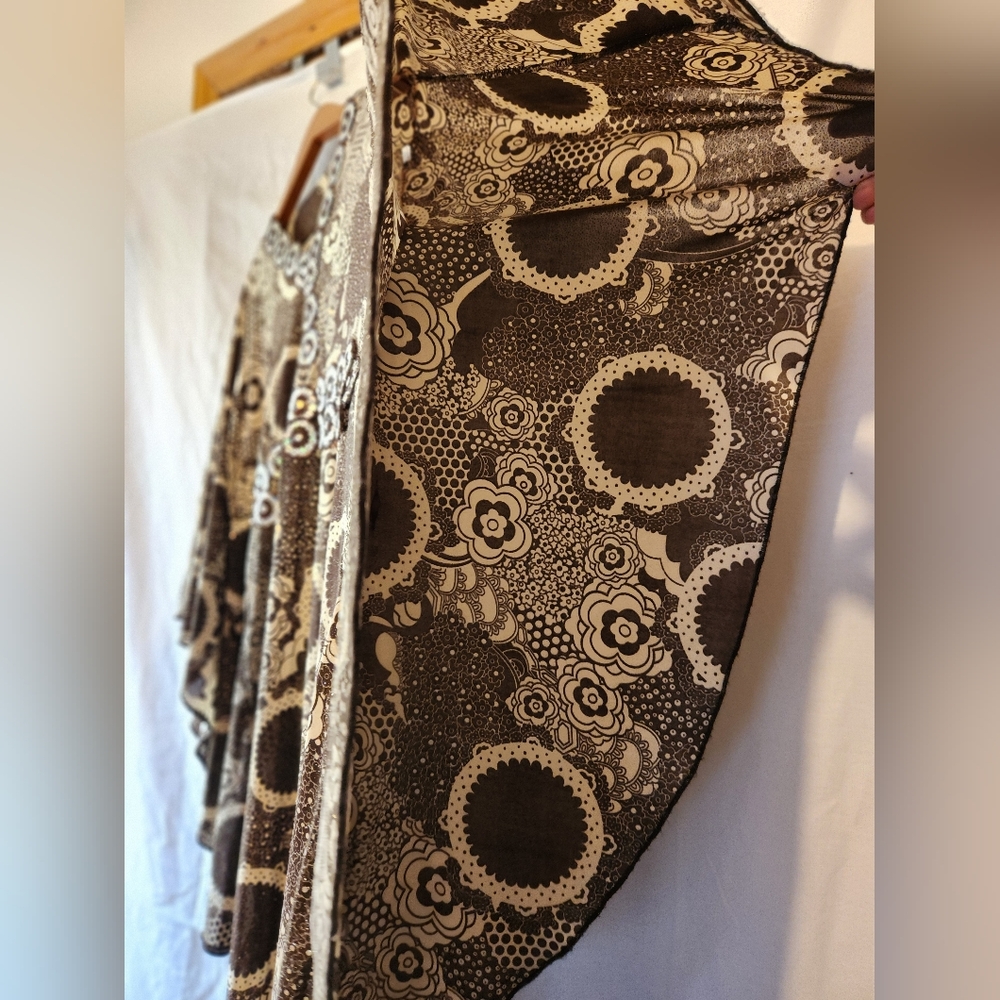 Sparkly Butterfly Abaya Dress - Picture 9 of 10